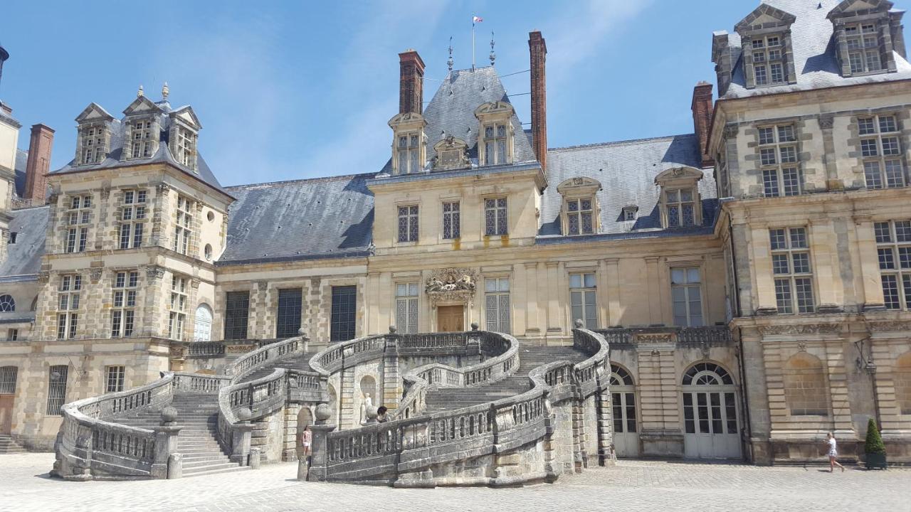 Apakabar Homestay - Proche Gare Melun, Parking Prive, Netflix La Rochette  外观 照片